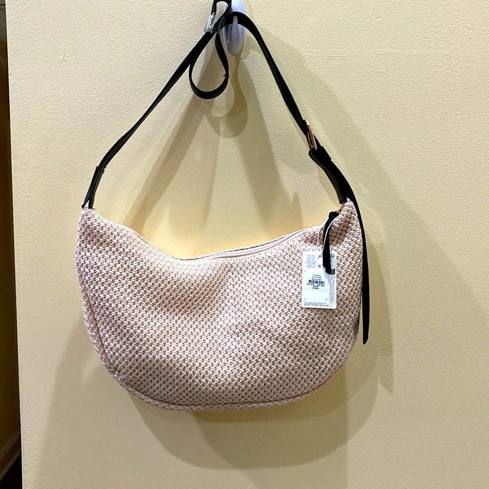 ⭐️NWT Bag